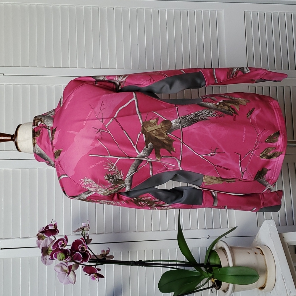 Realtree Pullover Performance Top Size M - Picture 2 of 7
